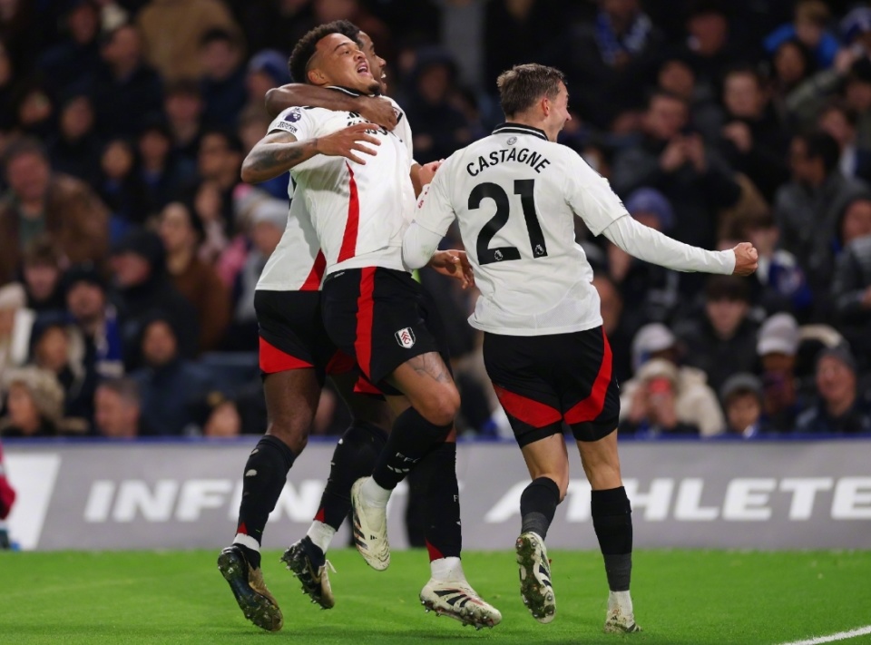 火箭惨败国王遭遇三连败！两大关键球员暴露短板，杜兰特看得无比心疼