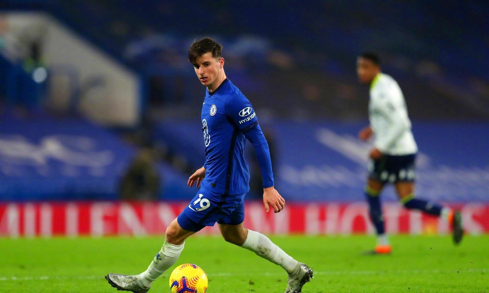 德州扑克高手不被牌牵着走（德州扑克高手不被手牌左右）