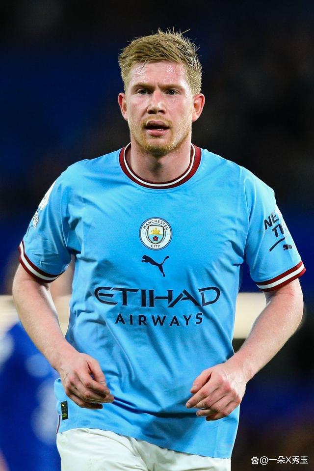 F1中国大奖赛：汉密尔顿夺得冲刺赛排位赛杆位